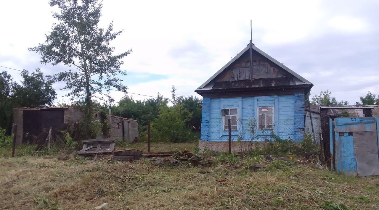 Продам дом на улице Центральной в поселке Образцовом в районе Сызранском  Печерское с пос 25.0 м² на участке 19.0 сот этажей 1 420000 руб база Олан  ру объявление 111517962