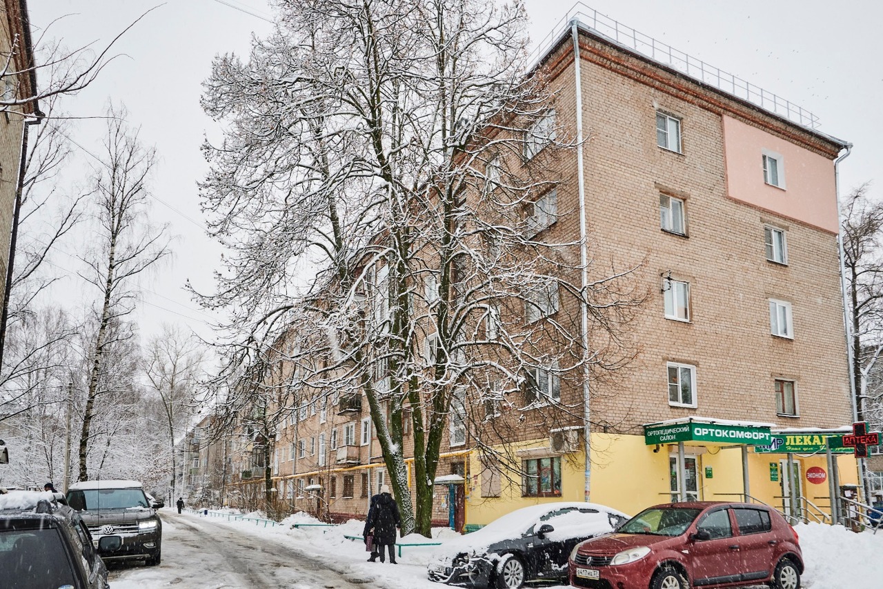 Сдаю посуточно двухкомнатную вторичку на улице Куликова 1 в городе Иваново  43.0 м² этаж 3/5 2500 руб база Олан ру объявление 112802814