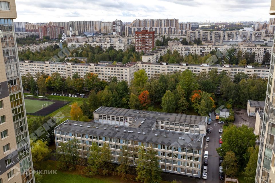 квартира г Санкт-Петербург пр-кт Большевиков 7к/3 Невский район фото 9