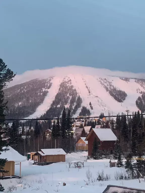 дом р-н Таштагольский пгт Шерегеш ул Хвойная 16 фото 3