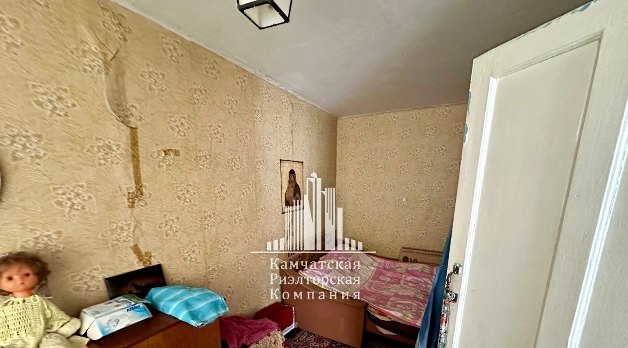комната г Петропавловск-Камчатский ул Пограничная 93 фото 3