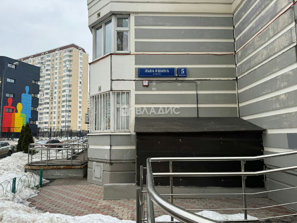 квартира г Москва метро Некрасовка ул Льва Яшина 5к/3 фото 18