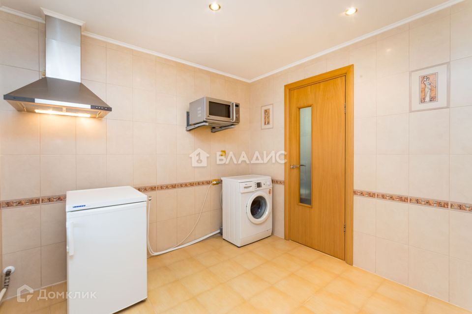 квартира г Тобольск 9-й микрорайон, 18, Тобольский район фото 9