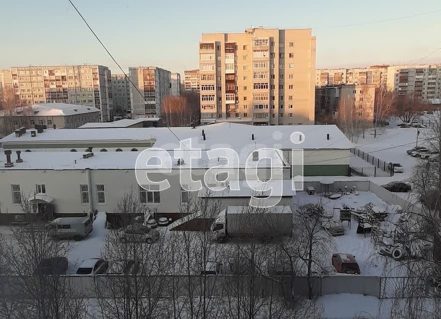 квартира г Тобольск 8-й микрорайон, 15, Тобольский район фото 8