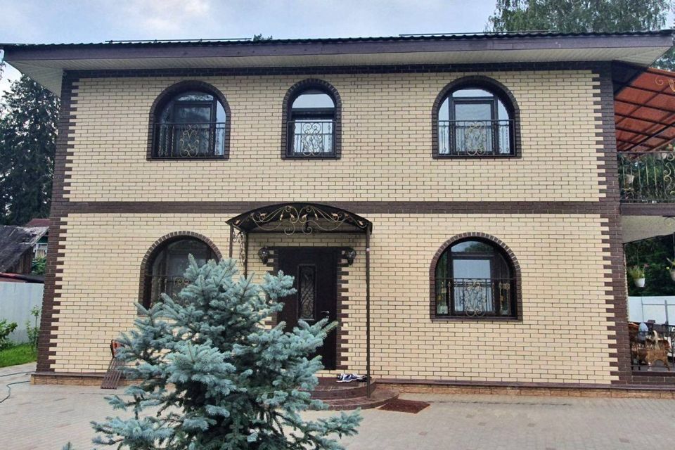 дом р-н Гатчинский городской посёлок Вырица, улица Льва Толстого, 10 фото 3