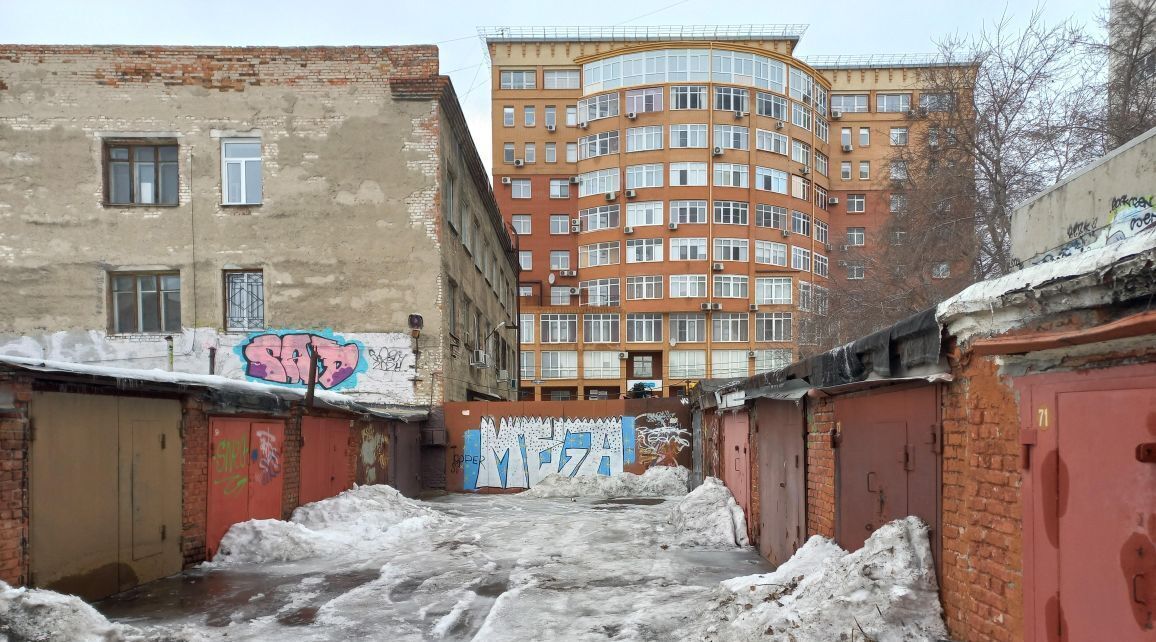 гараж г Омск р-н Центральный ул Рабкоровская 1 фото 2