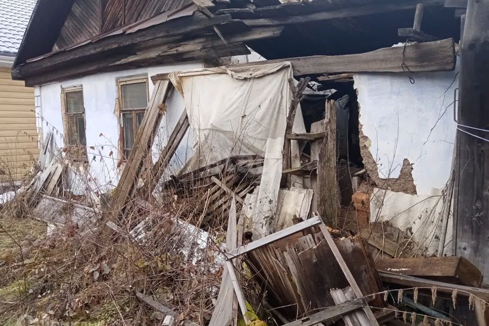 дом г Златоуст Златоустовский городской округ, посёлок Новозлатоуст фото 2