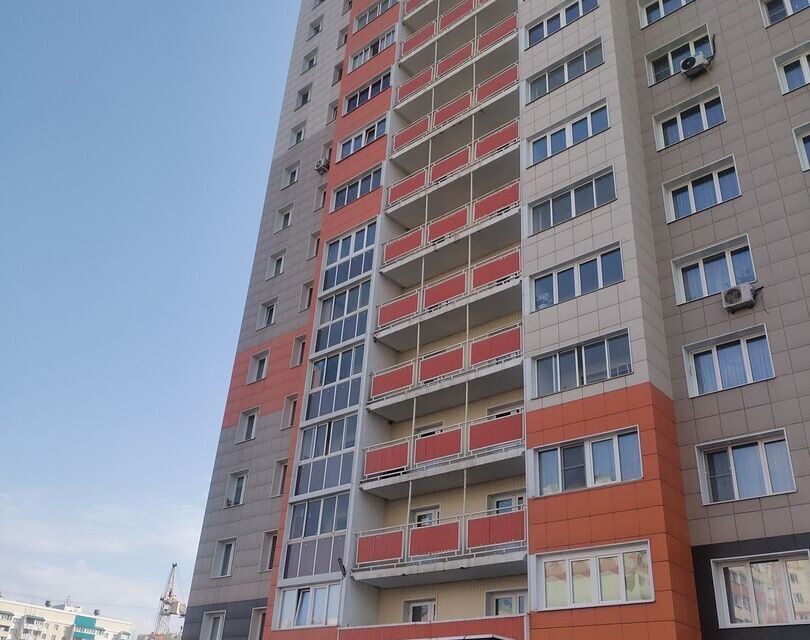 квартира г Барнаул ул Солнечная Поляна 103 муниципальное образование Барнаул фото 1