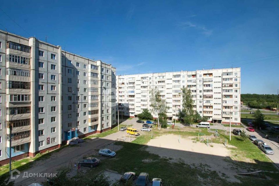 квартира г Тобольск 9-й микрорайон, 27, Тобольский район фото 2