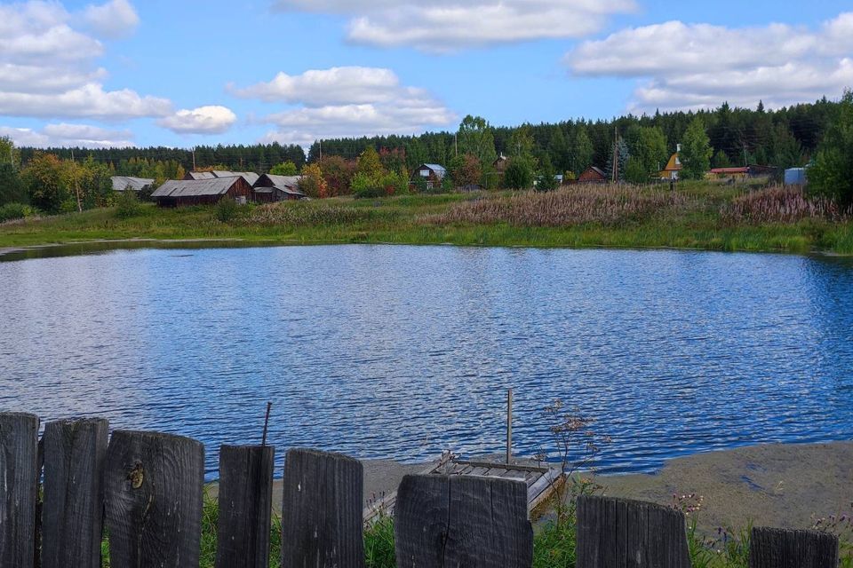 дом р-н Режевской д Воронино ул Садовая 13 фото 4