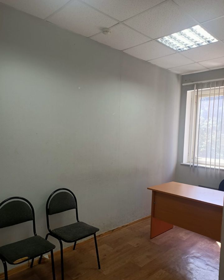 офис г Тольятти р-н Автозаводский ул Дзержинского 70 фото 3