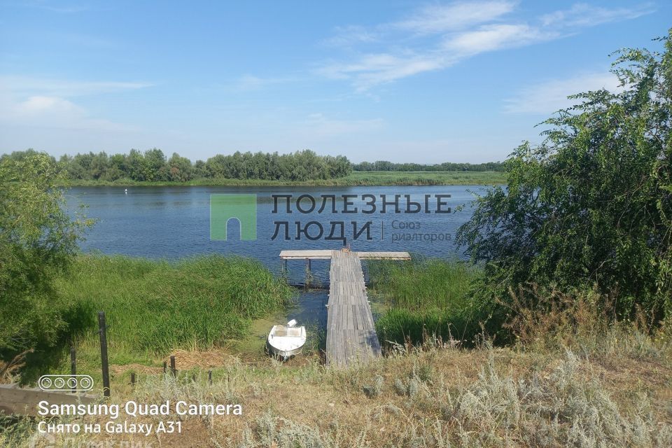 дом р-н Энгельсский село Подгорное фото 2