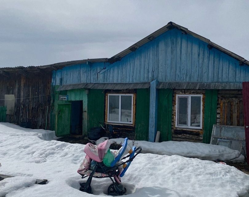 дом р-н Голышмановский посёлок городского типа Голышманово фото 1