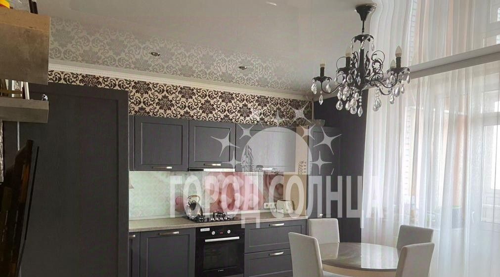 квартира г Омск р-н Центральный ул 21-я Амурская 43 фото 3