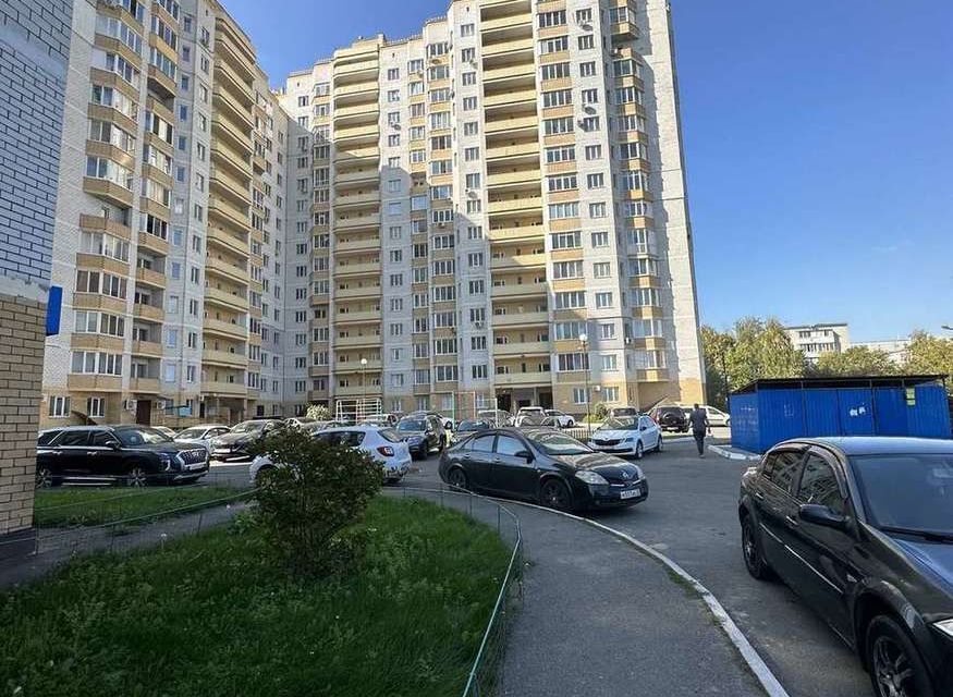 квартира г Брянск Красноармейская улица, 38, Брянский район фото 1