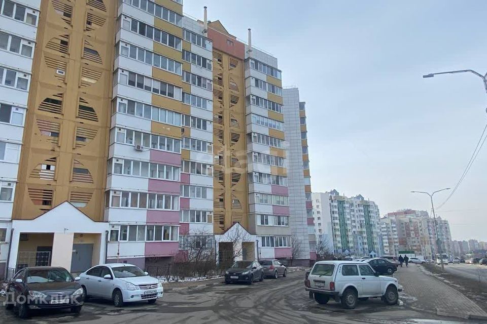 квартира г Белгород б-р Юности 41а муниципальное образование Белгород фото 2
