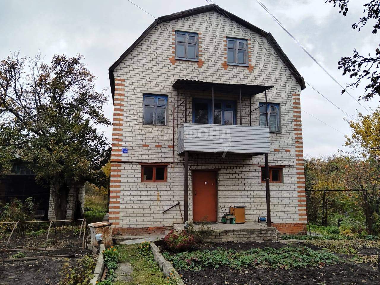 Продам дом на проспекте Станке Димитрова в городе Брянске 138.0 м² на  участке 6.0 сот этажей 3 8500000 руб база Олан ру объявление 122398418