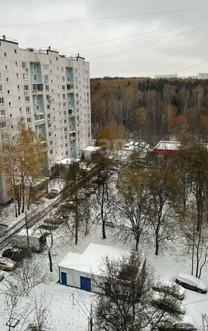 комната метро Улица Академика Янгеля фото