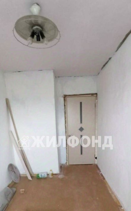 квартира г Кемерово р-н Заводский ул Космическая 3 фото 5