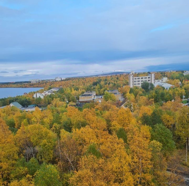 квартира г Мончегорск ул Стахановская 9 фото 1