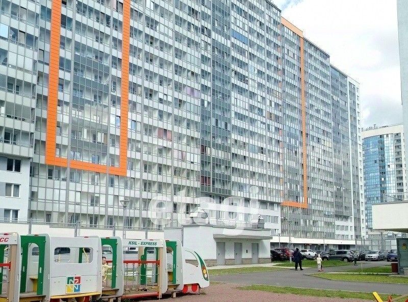 квартира г Санкт-Петербург метро Автово ул Маршала Казакова 70к/1 фото 17