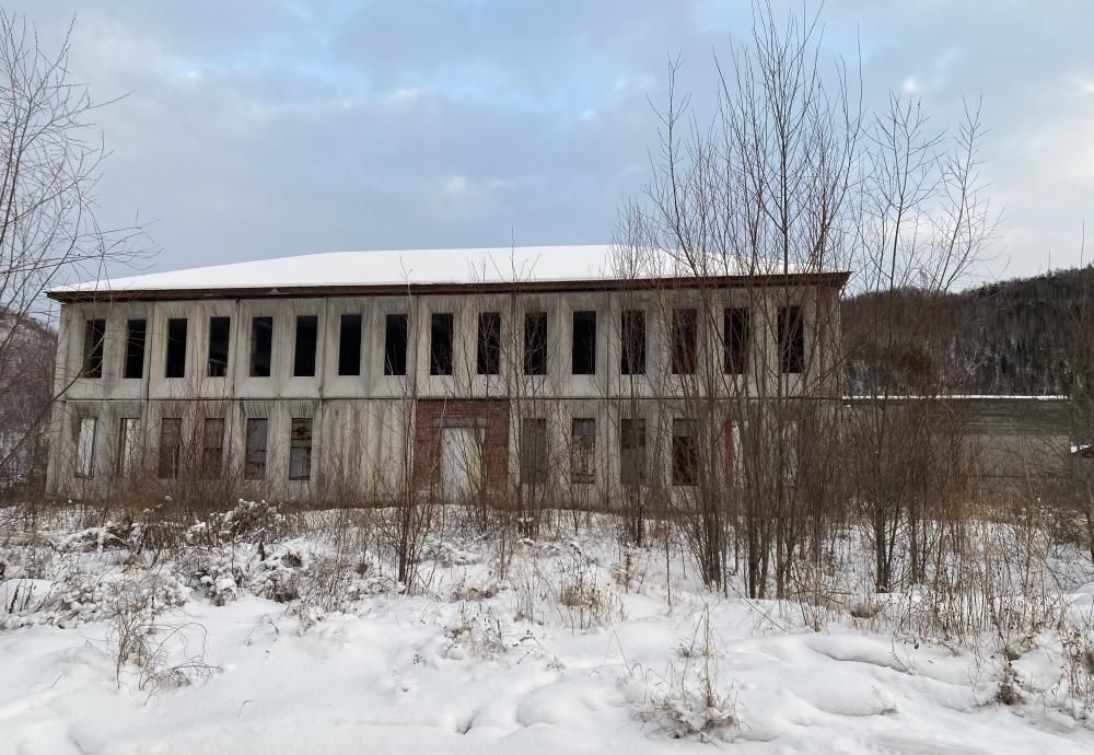 свободного назначения р-н Слюдянский г Слюдянка ул Набережная 12 Слюдянское муниципальное образование фото 2