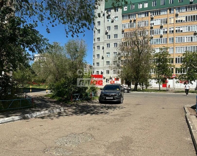 квартира г Оренбург р-н Дзержинский ул Родимцева 16 городской округ Оренбург фото 1