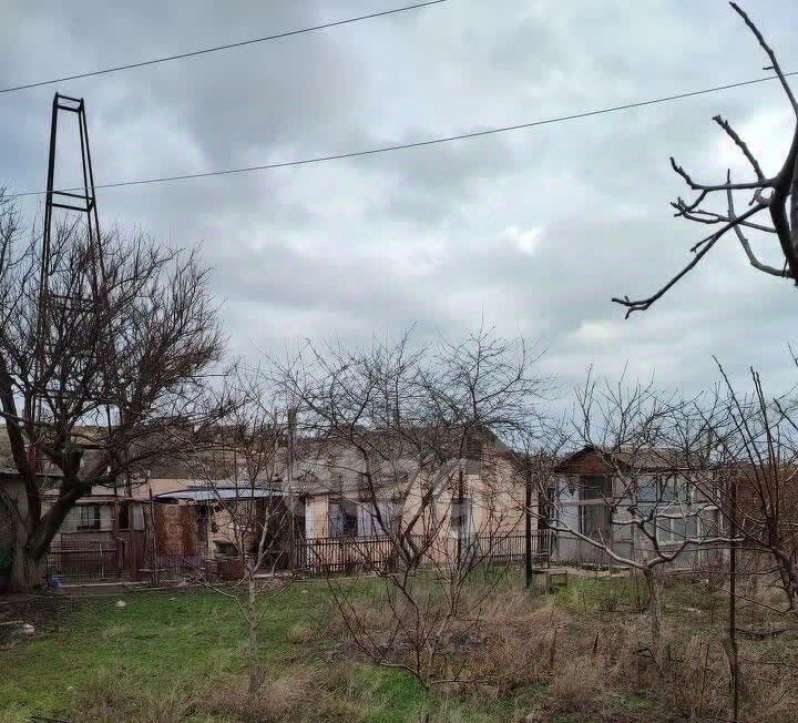 дом р-н Черноморский пгт Черноморское ул Школьная фото 3