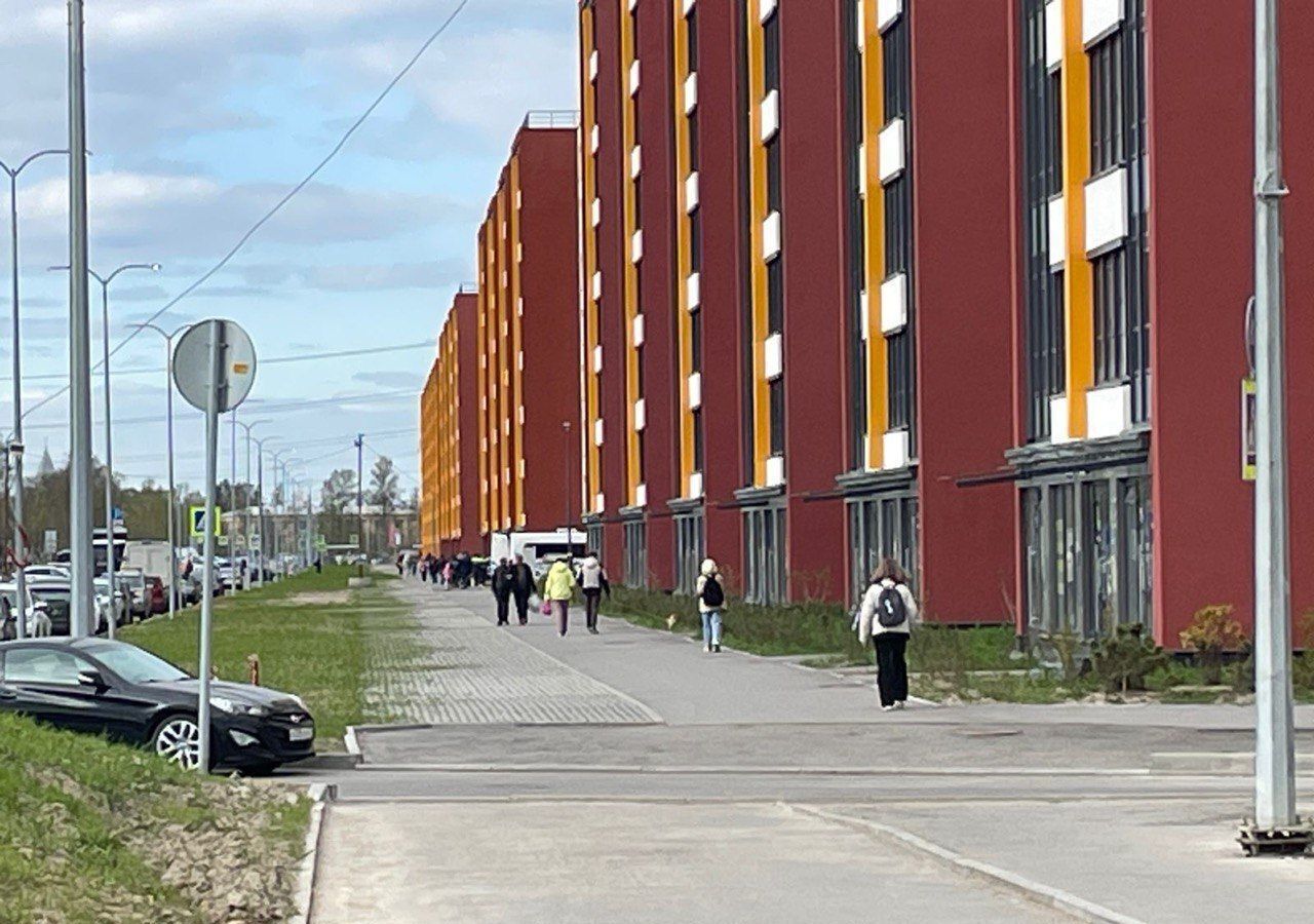 торговое помещение г Санкт-Петербург р-н Красносельский пр-кт Будённого 19к/1 округ Сосновая Поляна фото 2