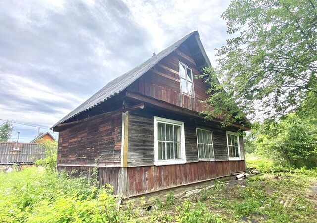 дом Тихвинское городское поселение, 18-я линия, Тихвин фото