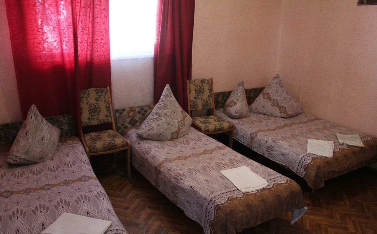 комната г Алушта с Солнечногорское ул Шоссейная 19а фото 3