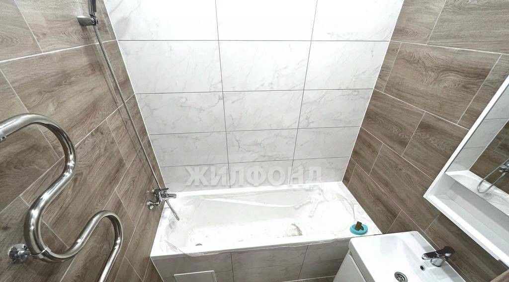 квартира р-н Новосибирский рп Краснообск мкр 2 204/2 фото 9