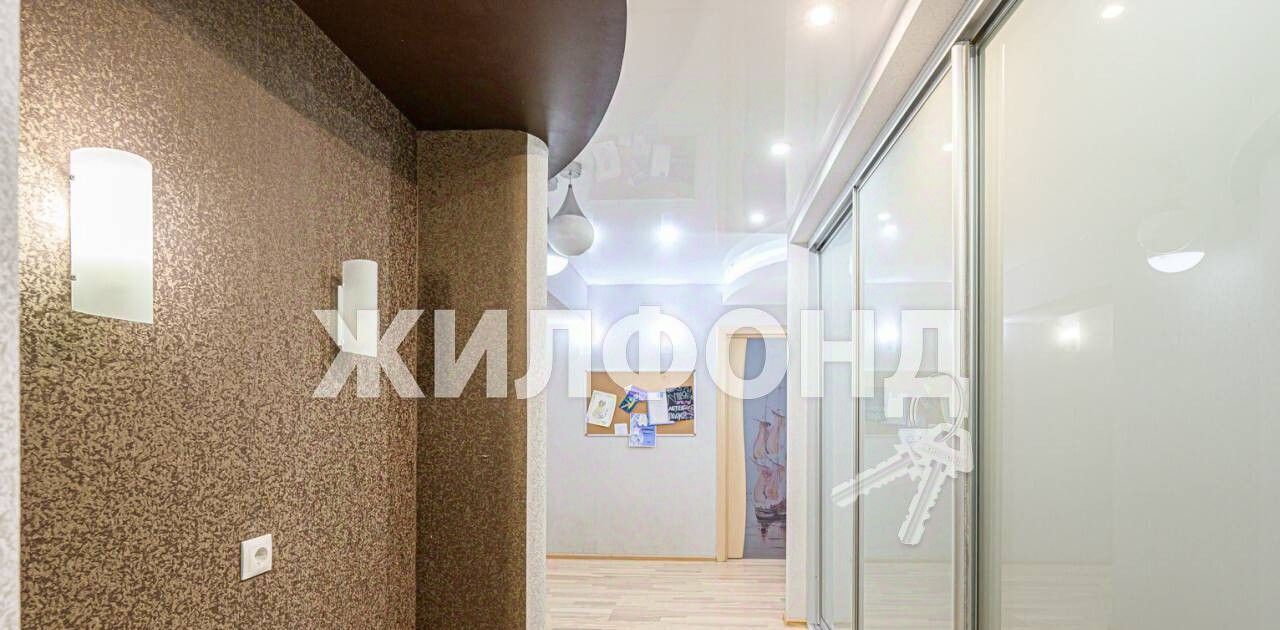 квартира г Новосибирск ул Каменская 56/2 Площадь Ленина фото 39