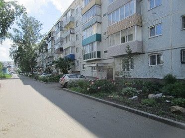 квартира г Полысаево ул Космонавтов 75 Ленинск-Кузнецкий муниципальный округ фото 4