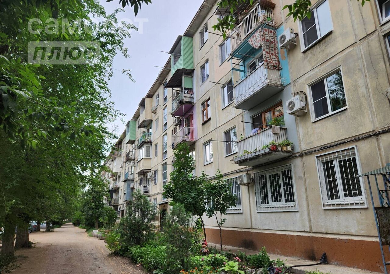 Продам двухкомнатную вторичку в районе Ленинском в городе Астрахани ул.  Комсомольская Набережная, 11 45.0 м² этаж 2/5 3600000 руб база Олан ру  объявление 124091449