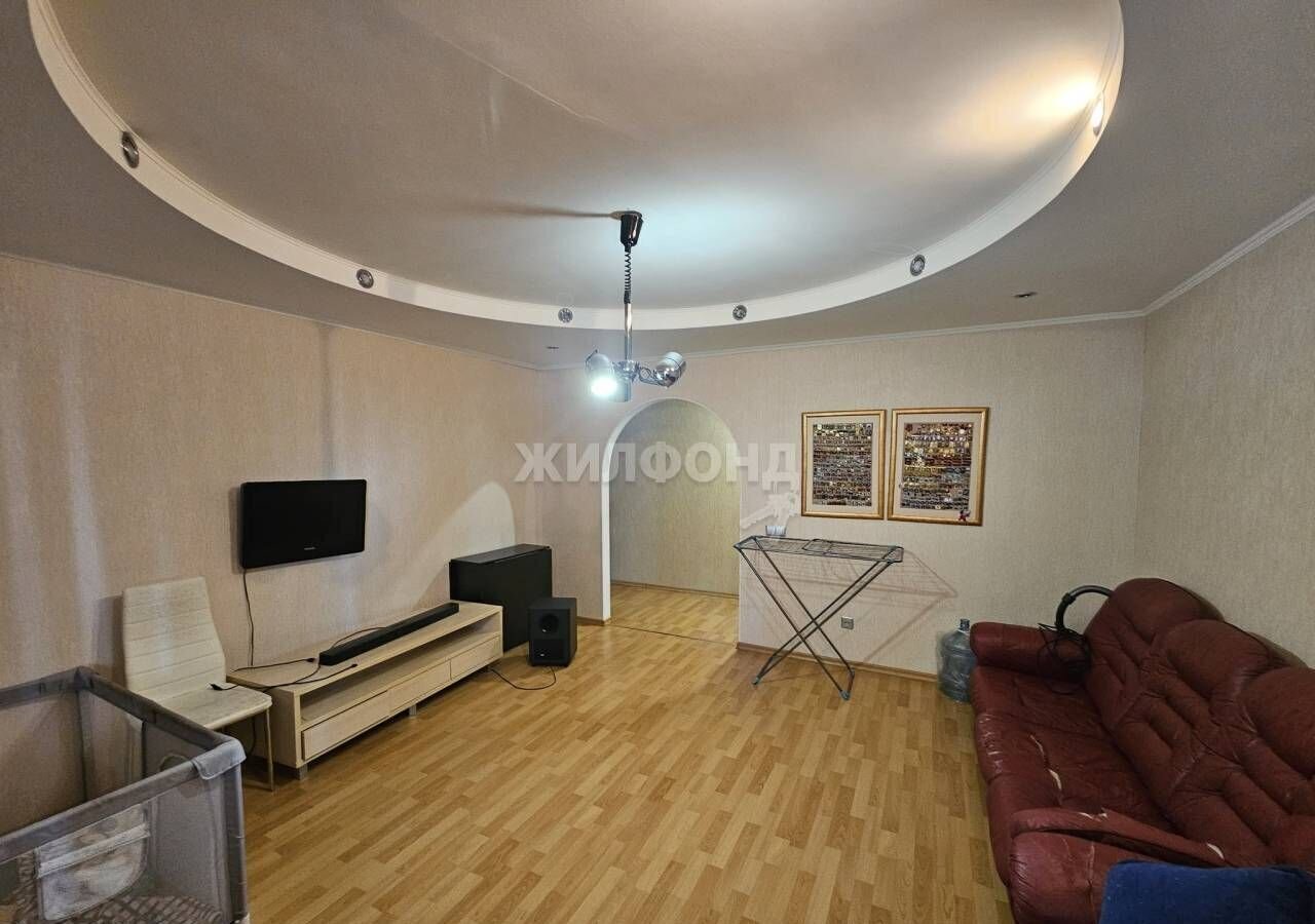 квартира г Тольятти р-н Автозаводский 15-й квартал б-р Космонавтов 9а фото 4