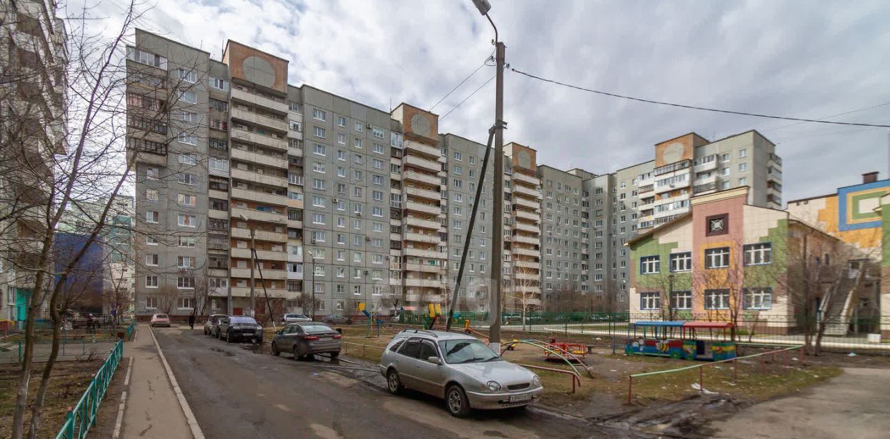 квартира г Омск р-н Кировский ул Дианова 18к/1 фото 32