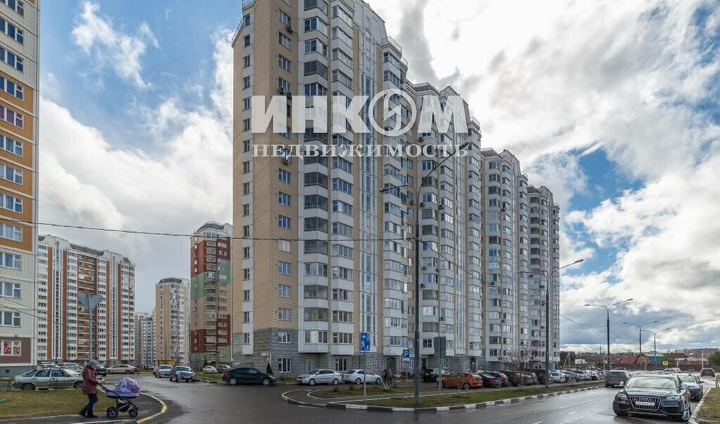 квартира г Москва п Внуковское ул Авиаконструктора Петлякова 5 метро Рассказовка фото 1