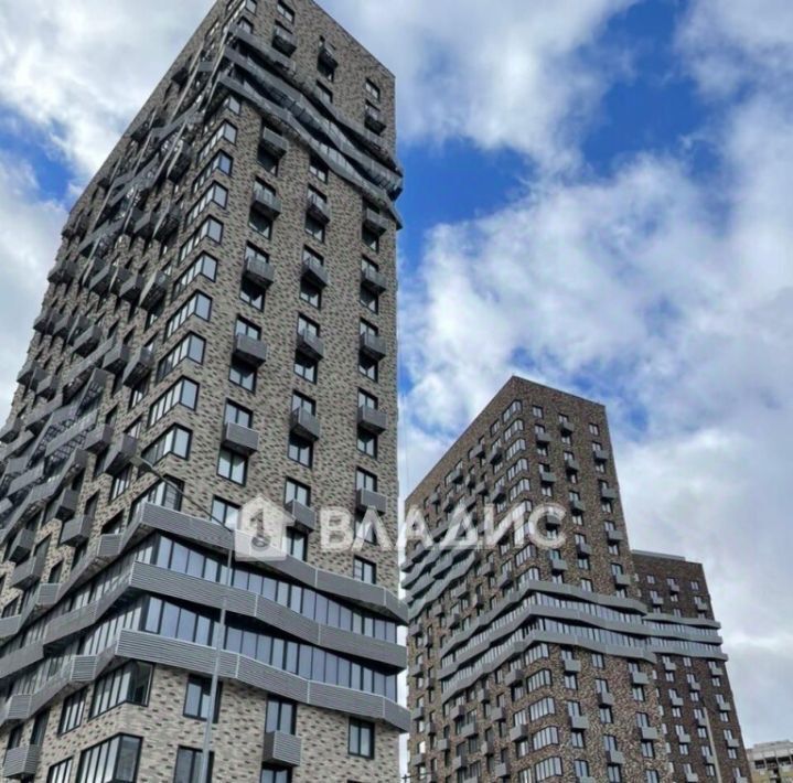 гараж г Москва метро Спартак ш Волоколамское 71к/8 фото 2