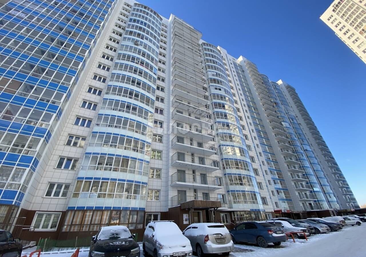 Продам вторичку студию на улице Карамзина 12 в Свердловском районе в городе  Красноярске 28.0 м² этаж 7/18 3750000 руб база Олан ру объявление 124304506