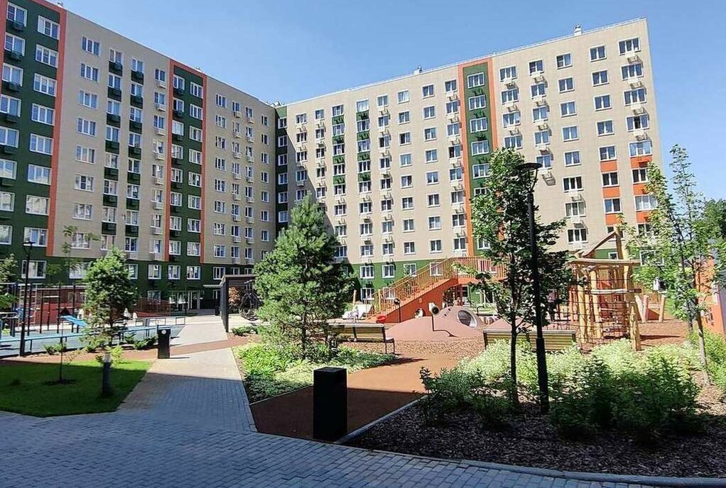 квартира г Тольятти р-н Автозаводский б-р Итальянский 25 фото 1