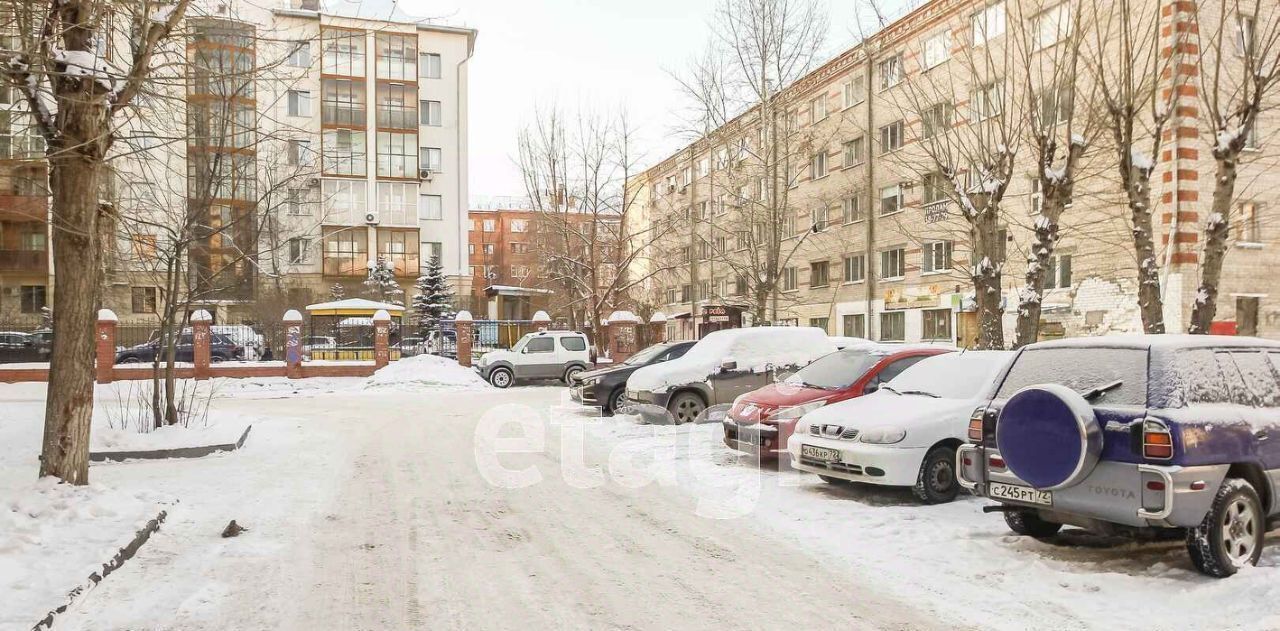 торговое помещение г Тюмень р-н Ленинский ул Рижская 72 фото 4