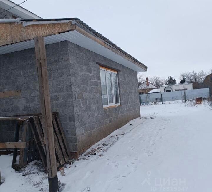 дом р-н Энгельсский снт Химик-6 13-я ул, Энгельс, Красноярское муниципальное образование фото 7