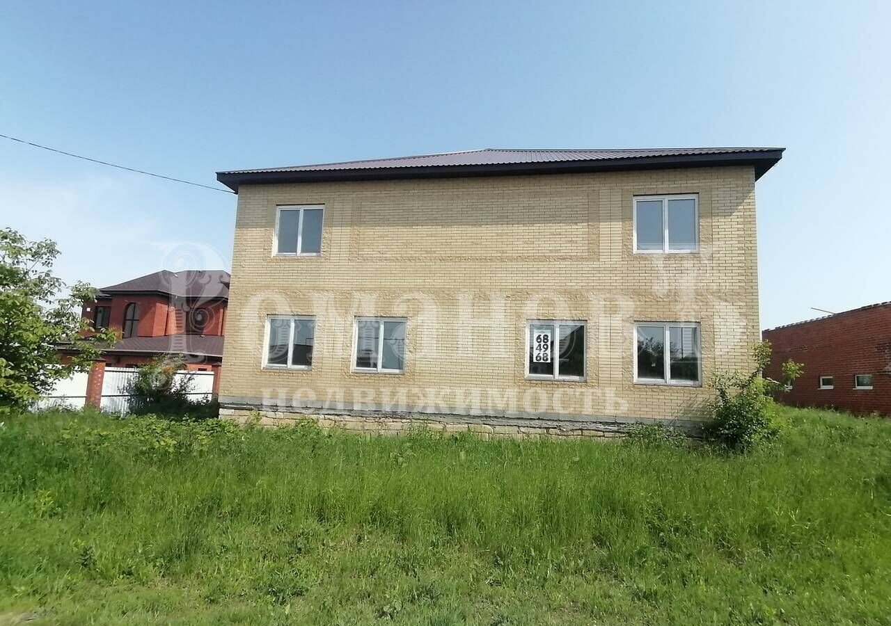 Продам дом на улице Стартовой 43 в городе Ставрополе мкр-н № 12, Дёмино  169.0 м² на участке 15.0 сот этажей 2 6500000 руб база Олан ру объявление  124502157