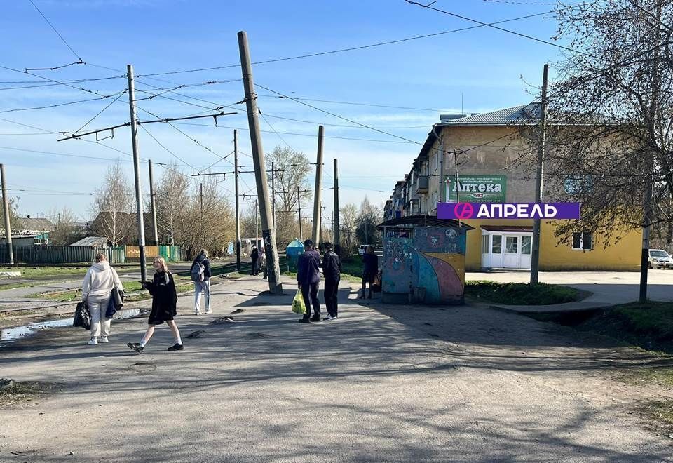 торговое помещение г Прокопьевск р-н Центральный ул Кучина 14 фото 1