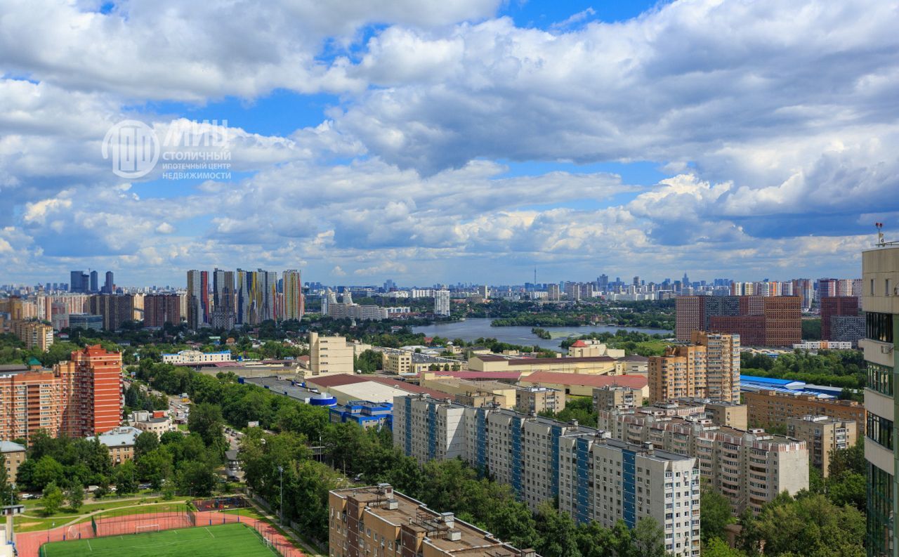 свободного назначения г Москва метро Красногорская метро Мякинино направление Белорусское (запад) ш Ильинское 18, Московская область, Красногорск фото 2