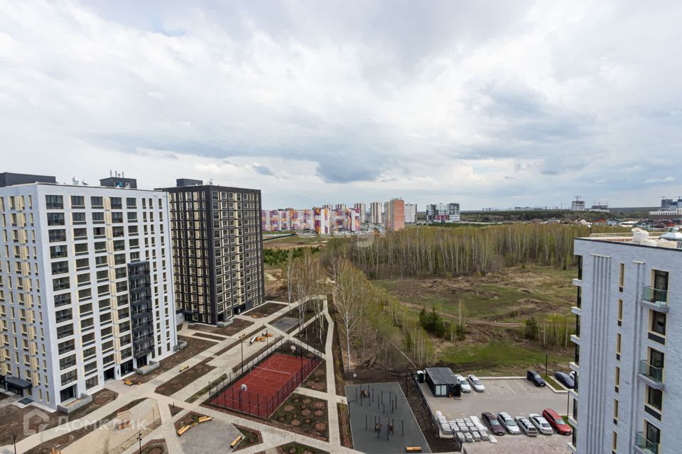 квартира р-н Тюменский д Дударева ул Сергея Джанбровского 17к/1 фото 10