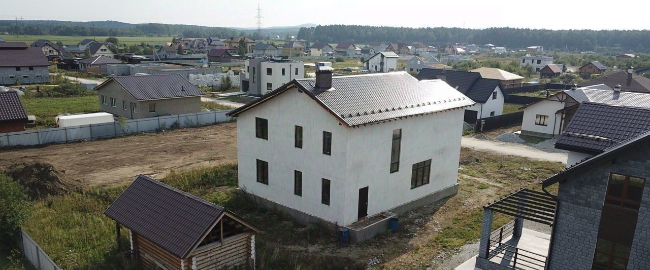 дом г Среднеуральск п Кирпичный ул Зимняя 16 фото 2