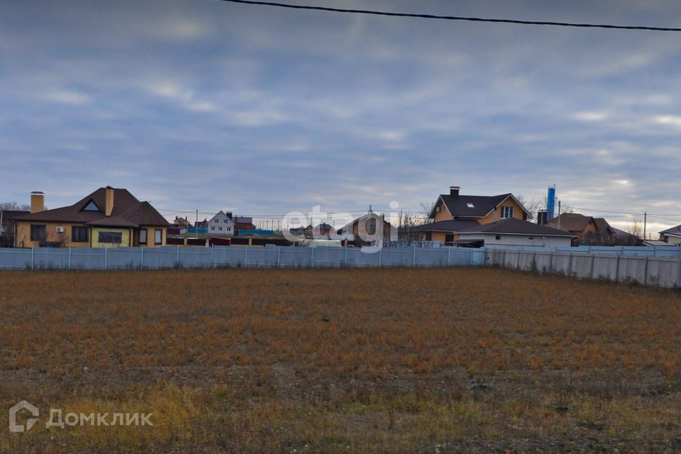 земля р-н Белгородский посёлок Комсомольский фото 1