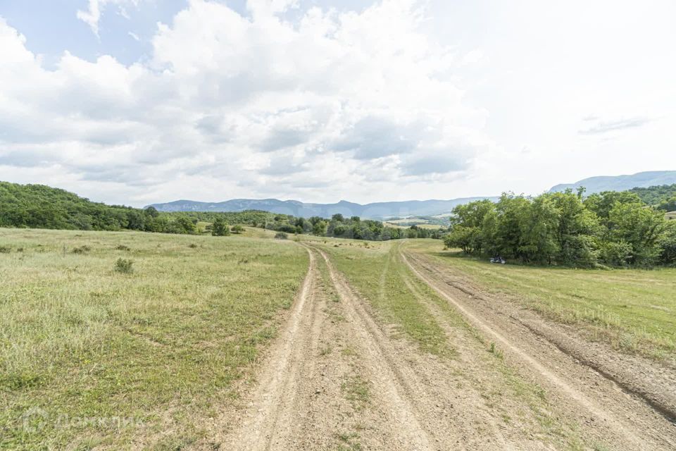 земля р-н Бахчисарайский с Голубинка ул Ленина Голубинское сельское поселение фото 8